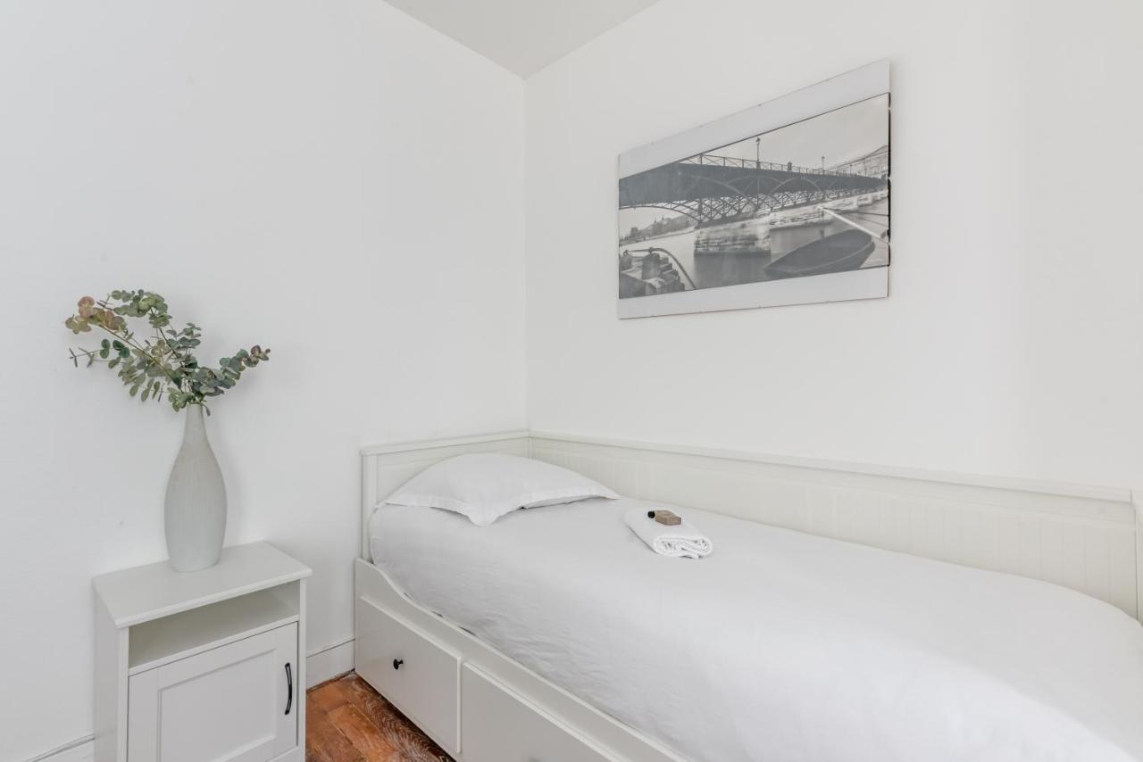 Appartement Magenta Quest パリ エクステリア 写真